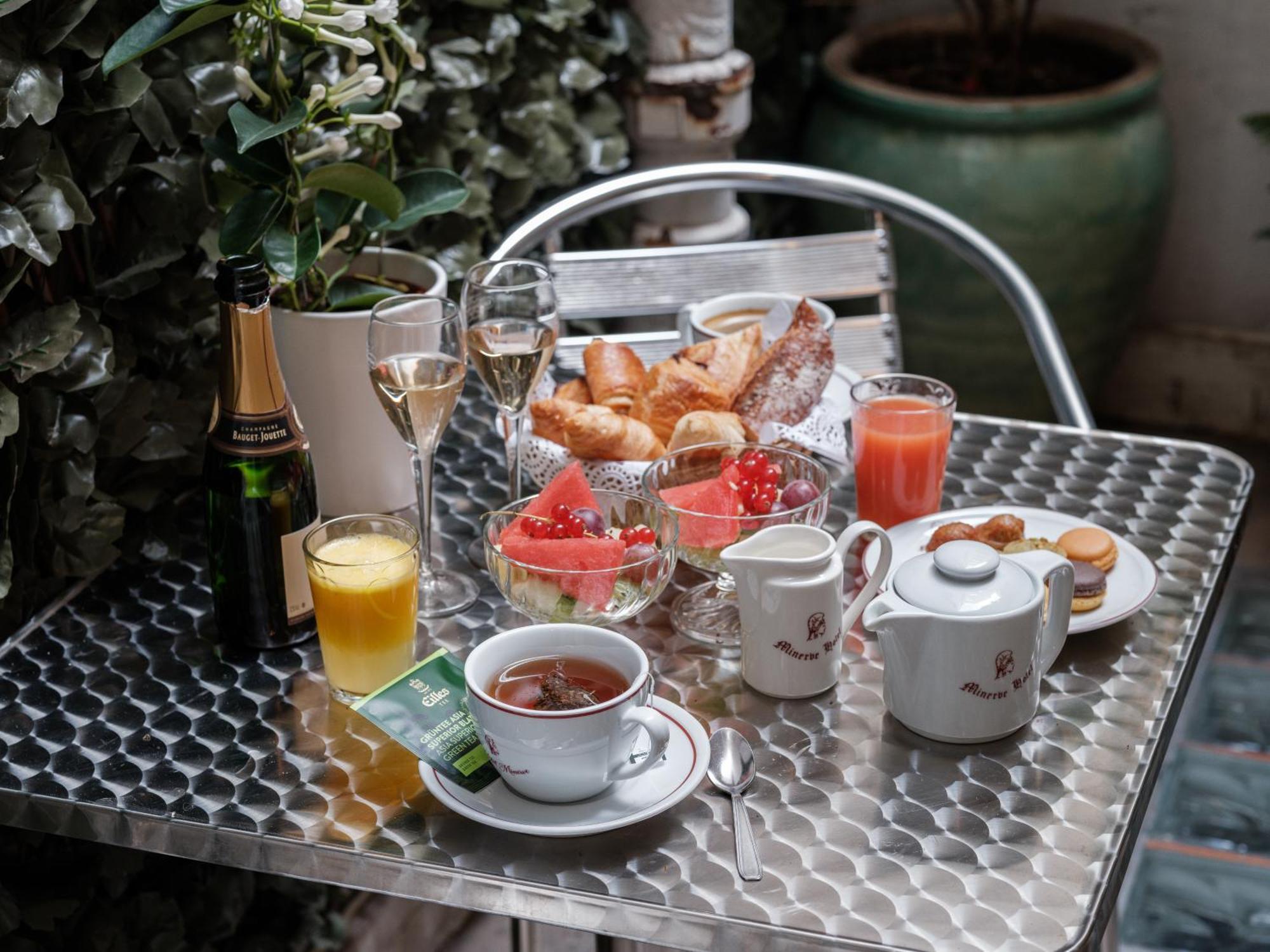 Hotel Minerve Paryż Zewnętrze zdjęcie